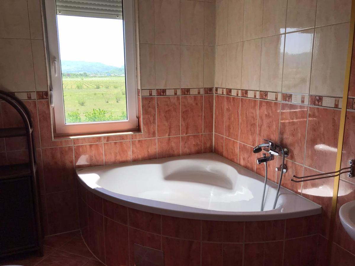 Apartmani Dino Blagaj Eksteriør bilde